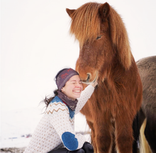 Laden Sie das Bild in den Galerie-Viewer, Multifunktionstuch/Loop Special ICELAND Edition