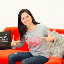 Laden Sie das Bild in den Galerie-Viewer, 🐎✨ LAGER-Abverkaufs-Special: Super angenehmes Sweatshirt "SARAH" in hellgrau